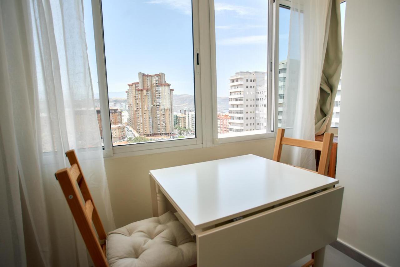 Work & Pet Friendly Urban Flat Close To The Beach Apartamento